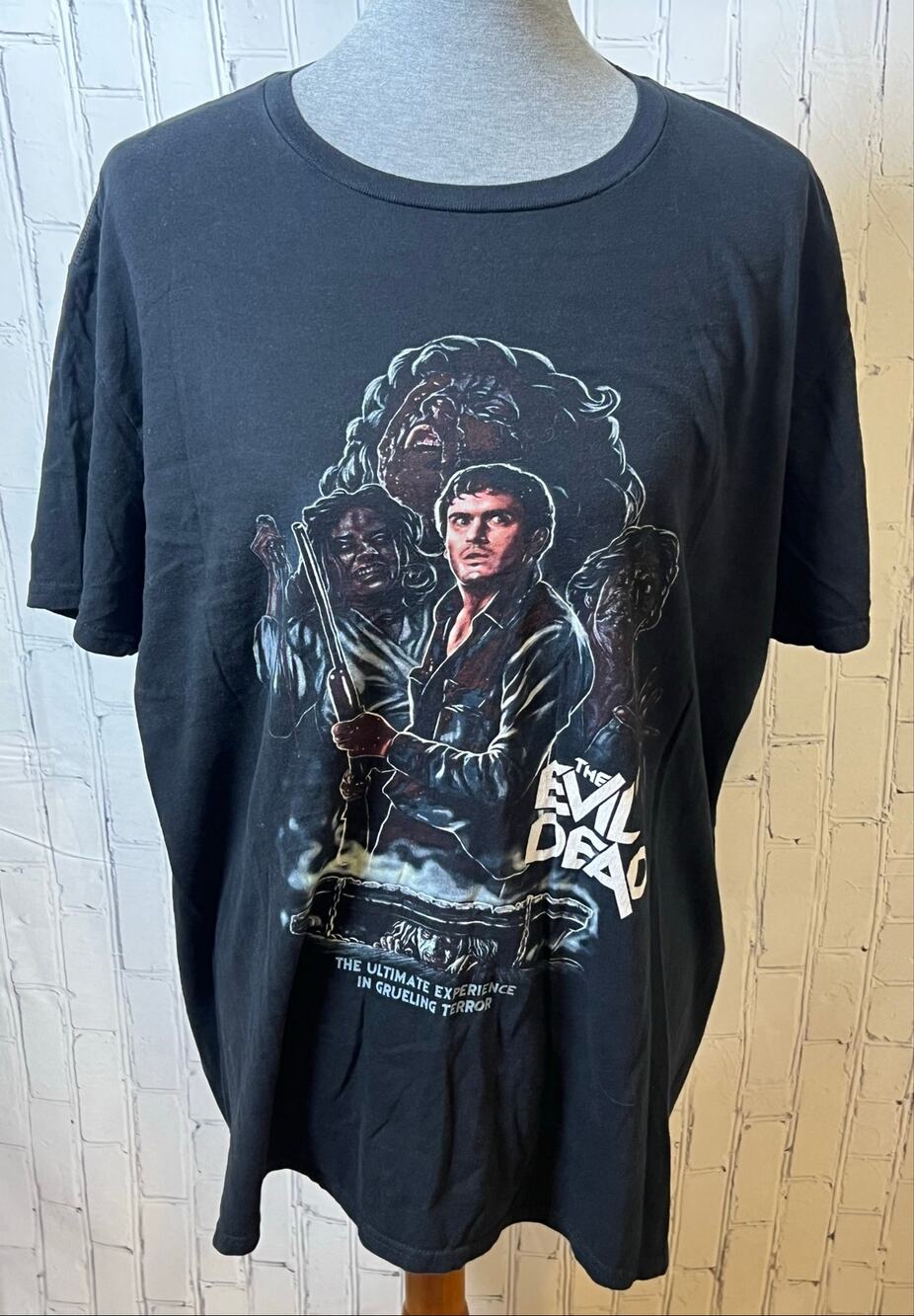 Fright-Rags The Evil Dead T Shirt XL 2018 Horror Movie Ash Graphic Tee